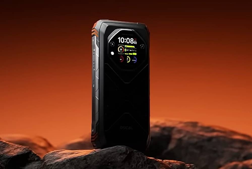 OSCAL rugged phone battery and outdoor features